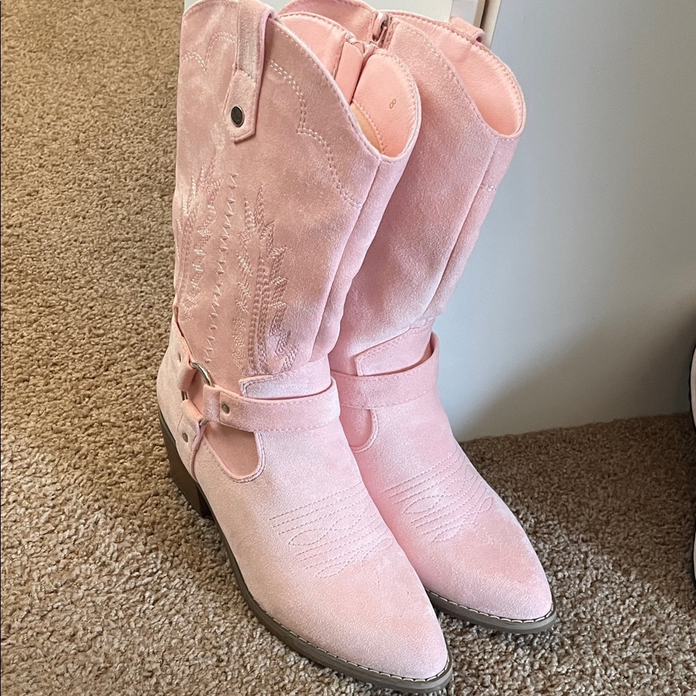 Women's Pink Suede Western Boots